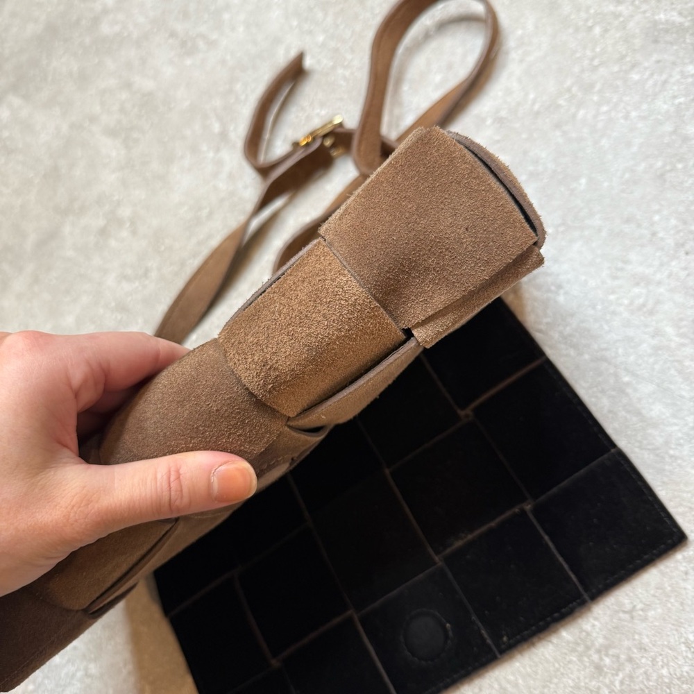 Isadora Woven Suede Leather Made in Italy Crossbody Purse in brown mousse - Picture 10 of 11